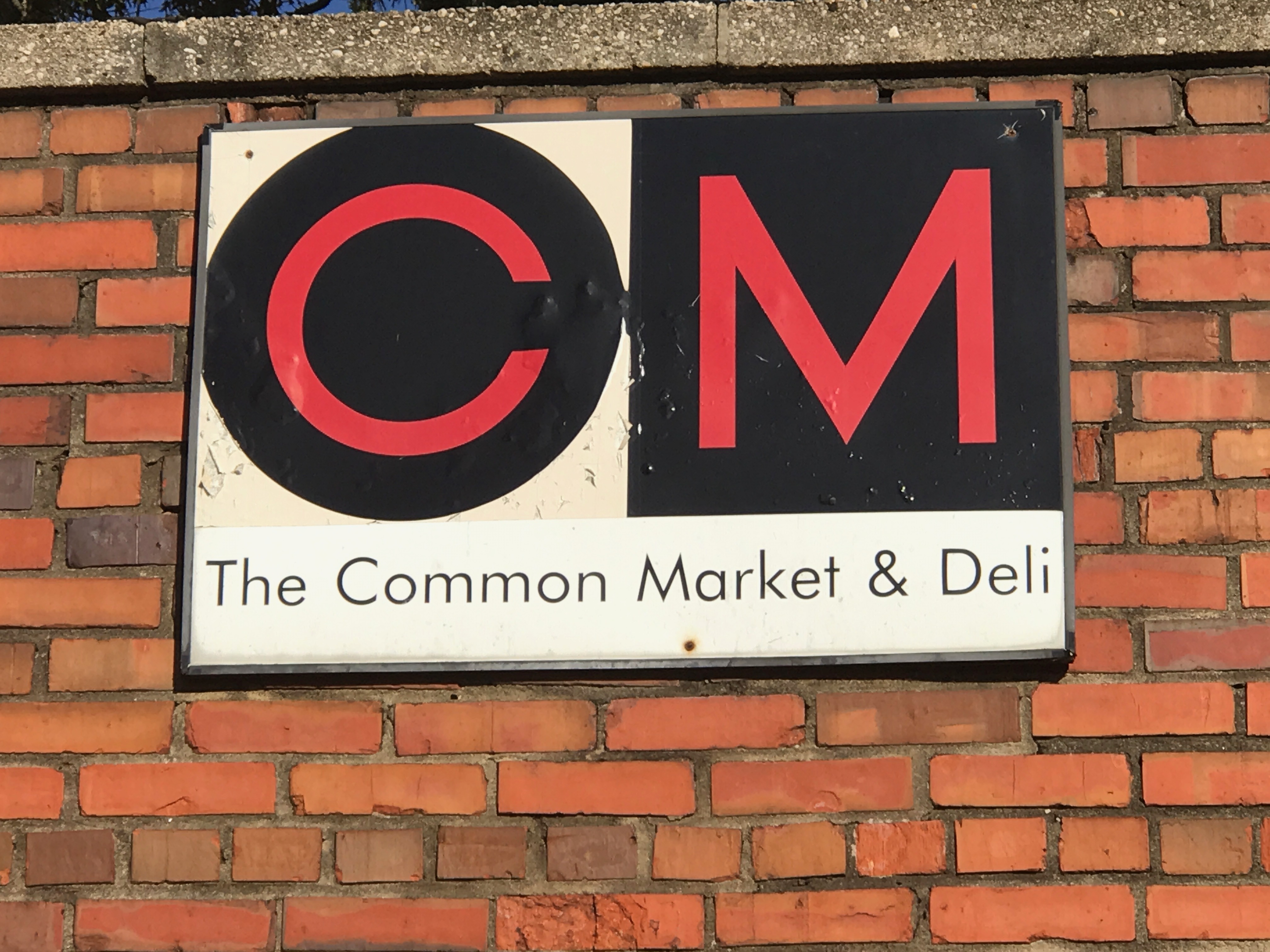 common market (plaza midwood)