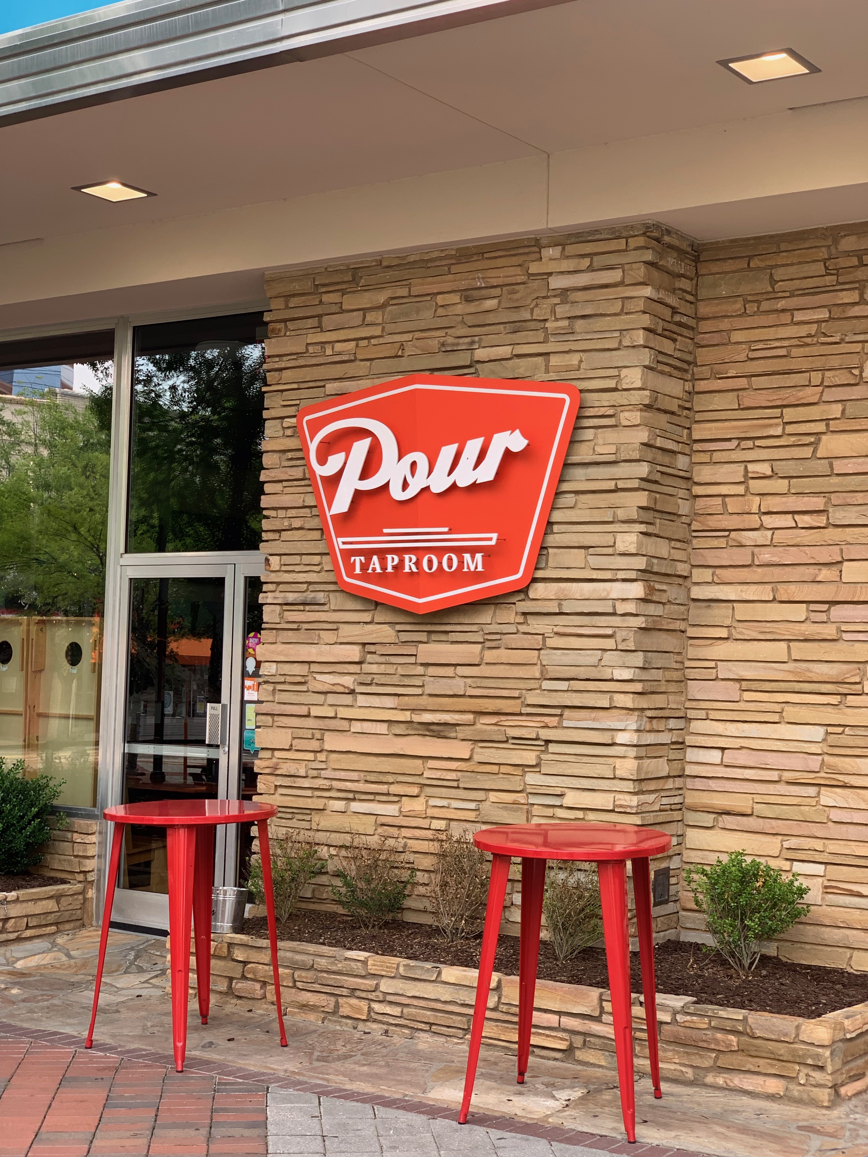 durham outdoor dining on Pour Taproom Durham Nc Craft Beer Spots